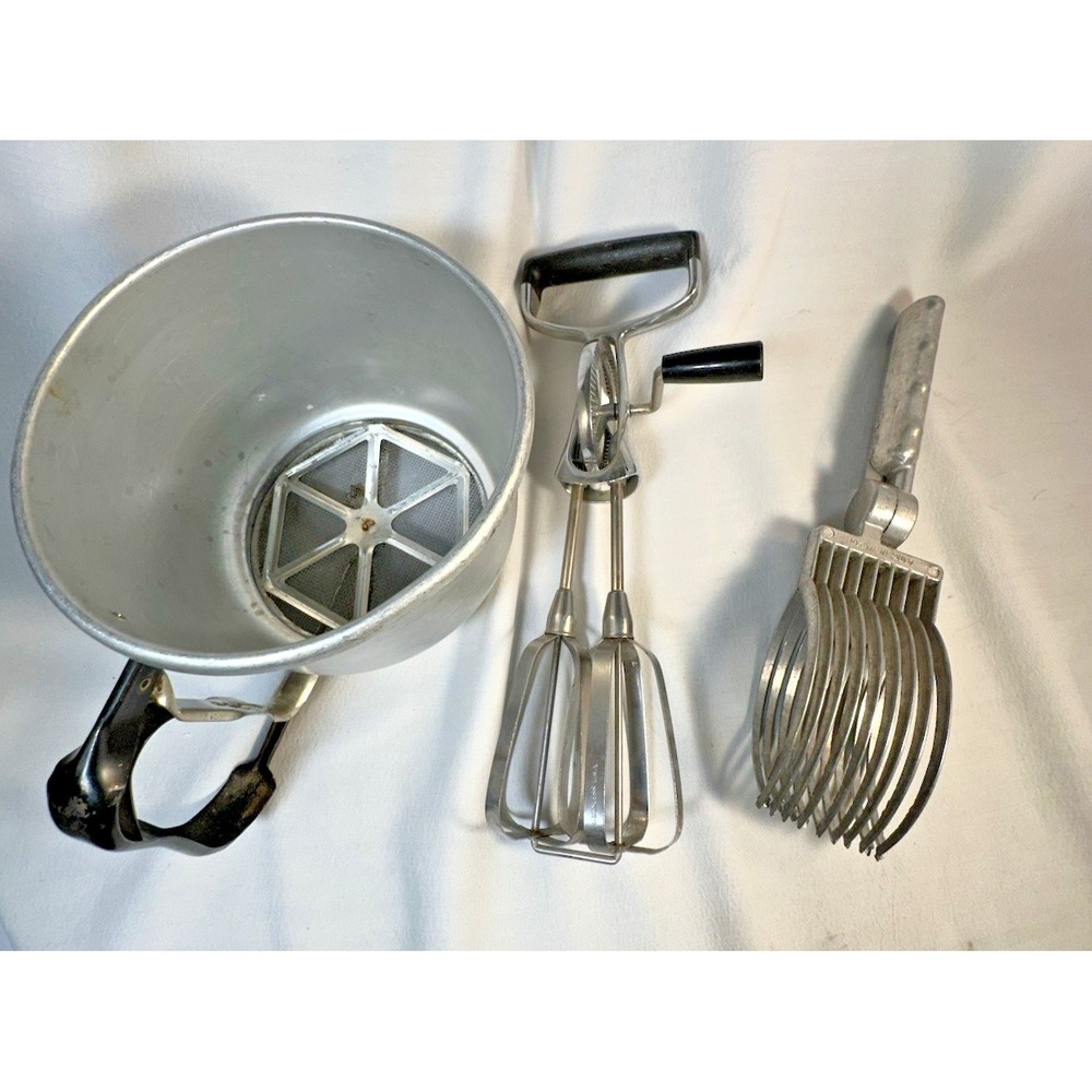 Vintage Hand Tools Kitchen Foley Flour Sifter, Slicing Tool, Hand Crank  Mixer